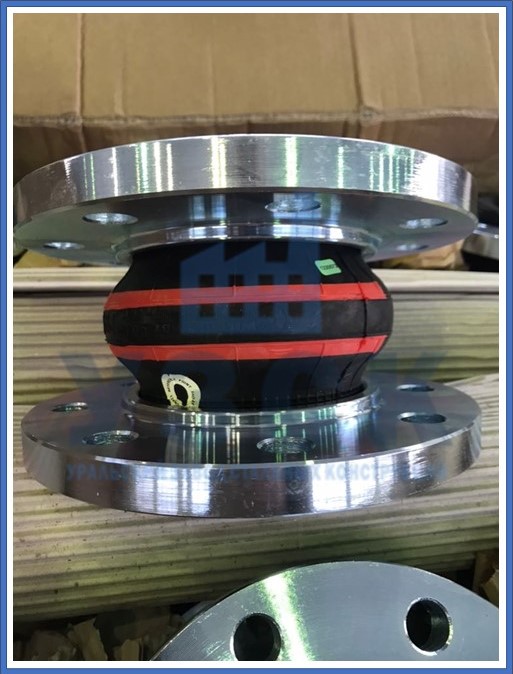 компенсатор резиновый фланцевый в Сургуте